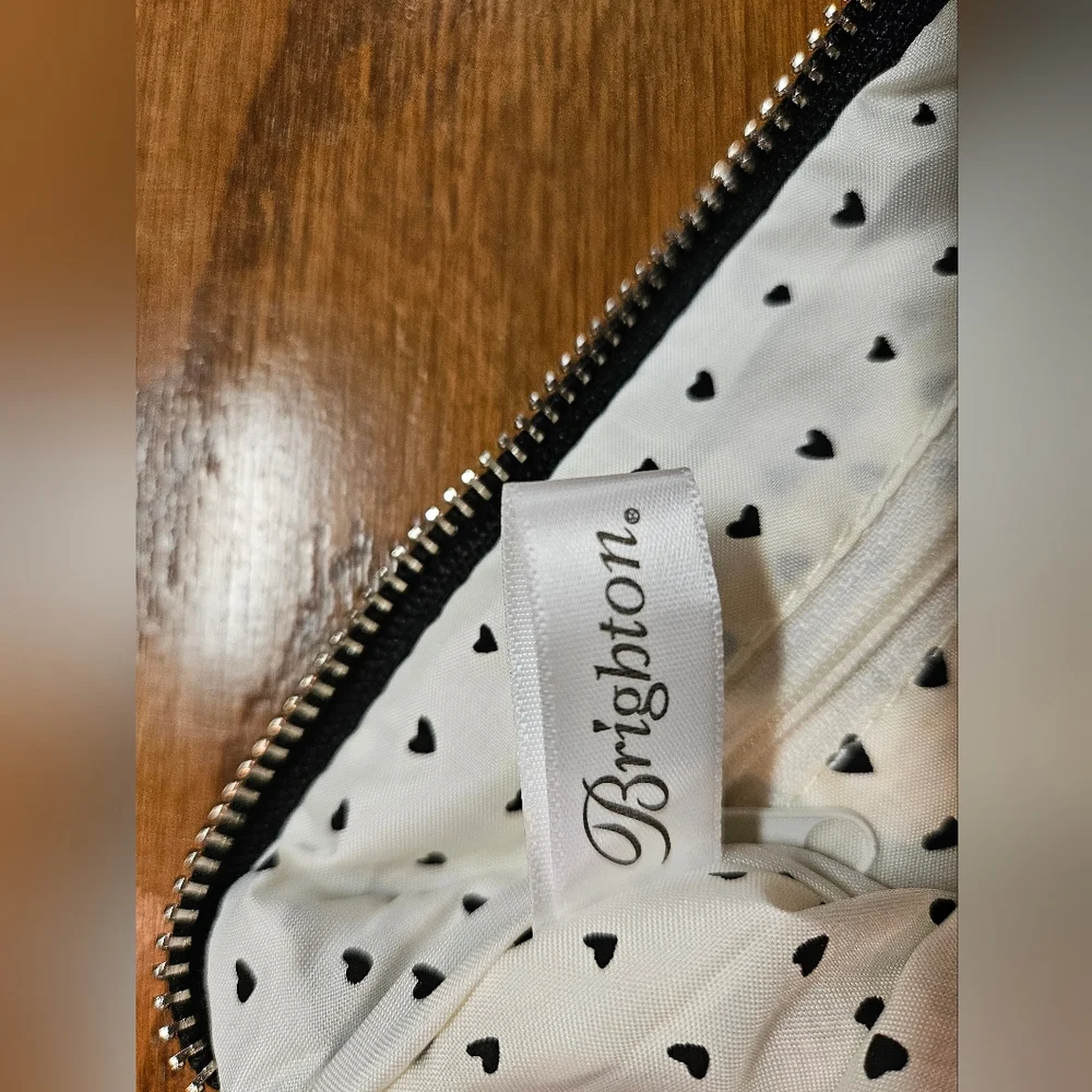NWT Brighton Scottie Canvas Heart Patterned Crossbody - Picture 5 of 5